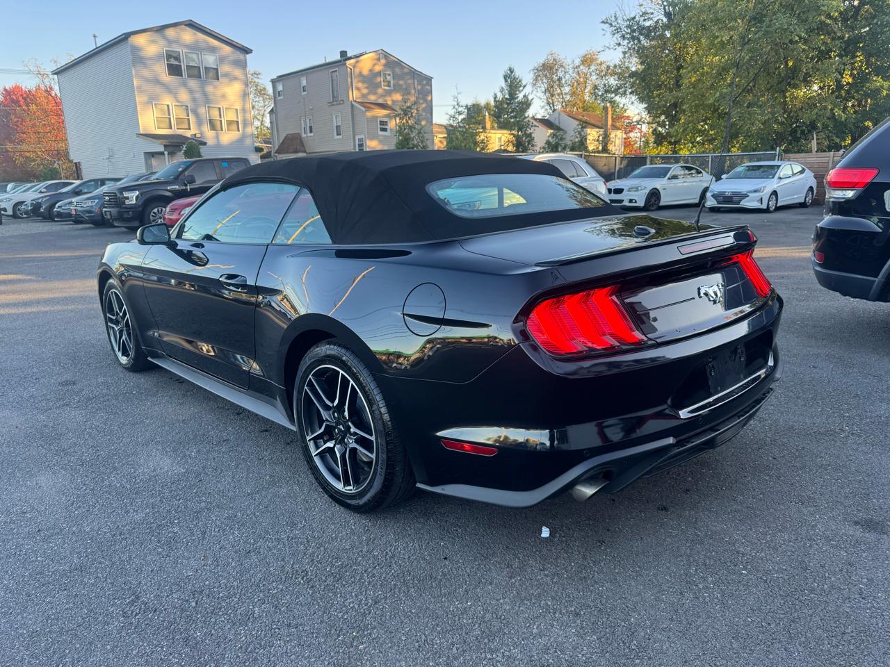 Ford Mustang EcoBoost Premium Convertible 2021