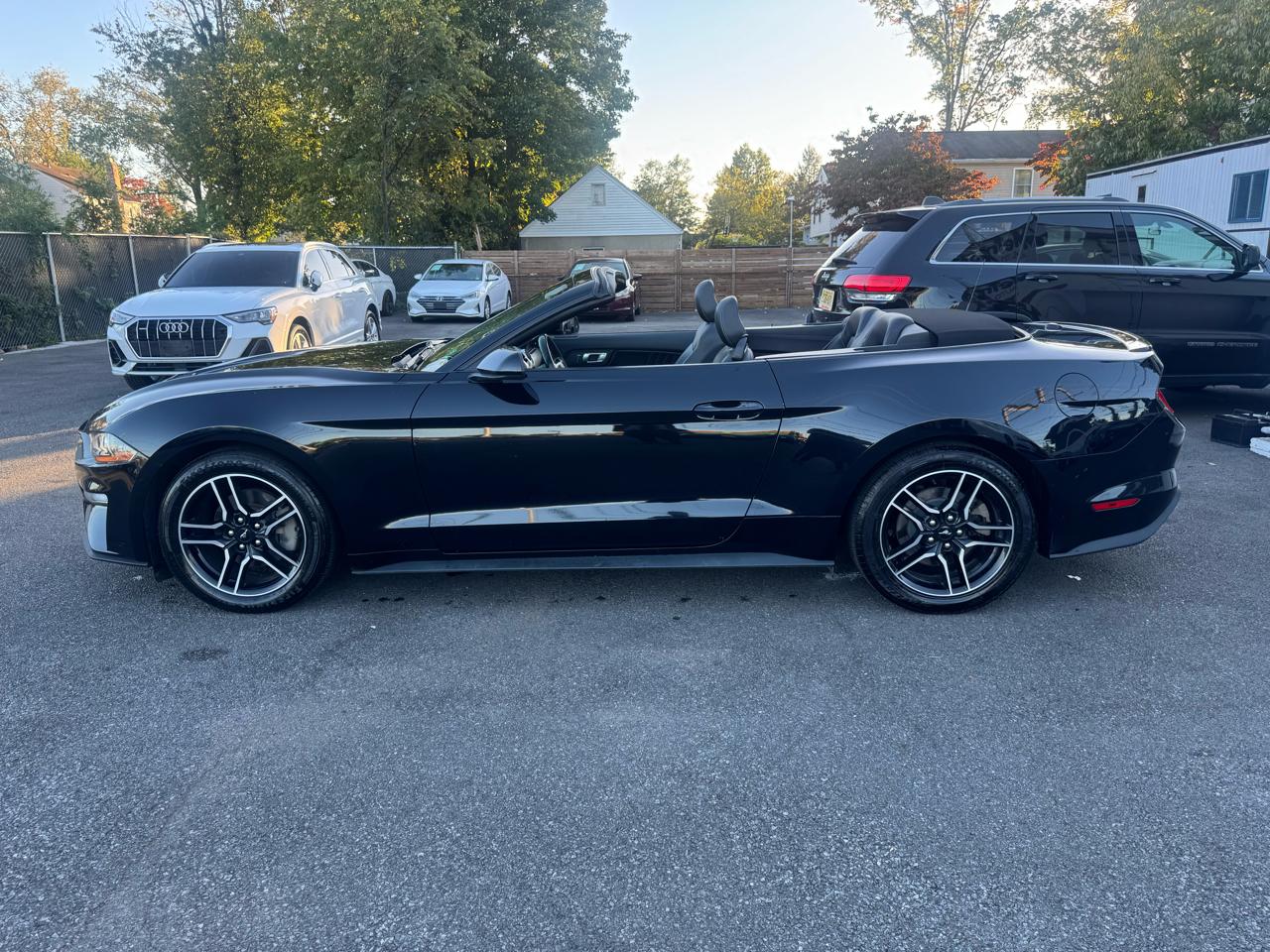 Ford Mustang EcoBoost Premium Convertible 2021