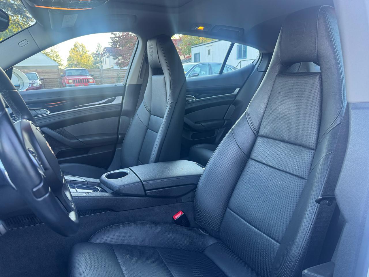 Porsche Panamera  2013