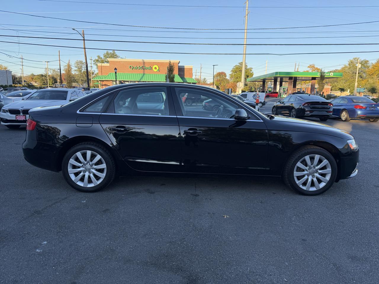 Audi A4 2.0T Sedan quattro Tiptronic 2013