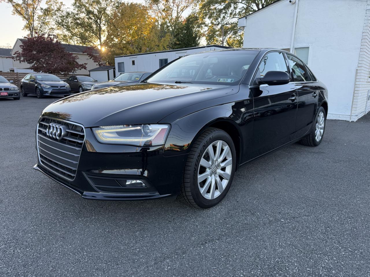 Audi A4 2.0T Sedan quattro Tiptronic 2013