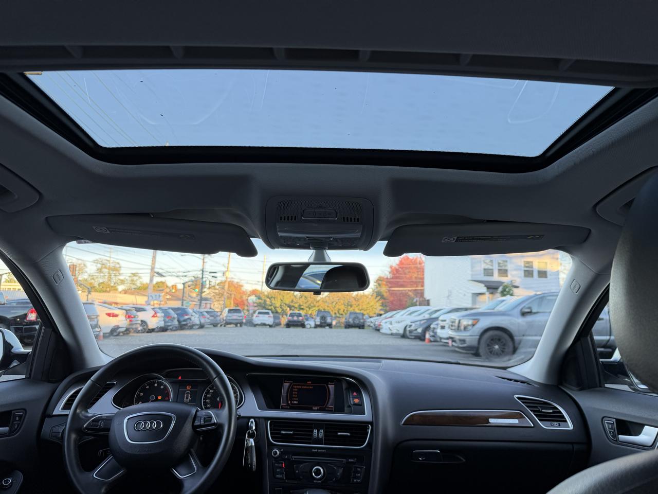 Audi A4 2.0T Sedan quattro Tiptronic 2013