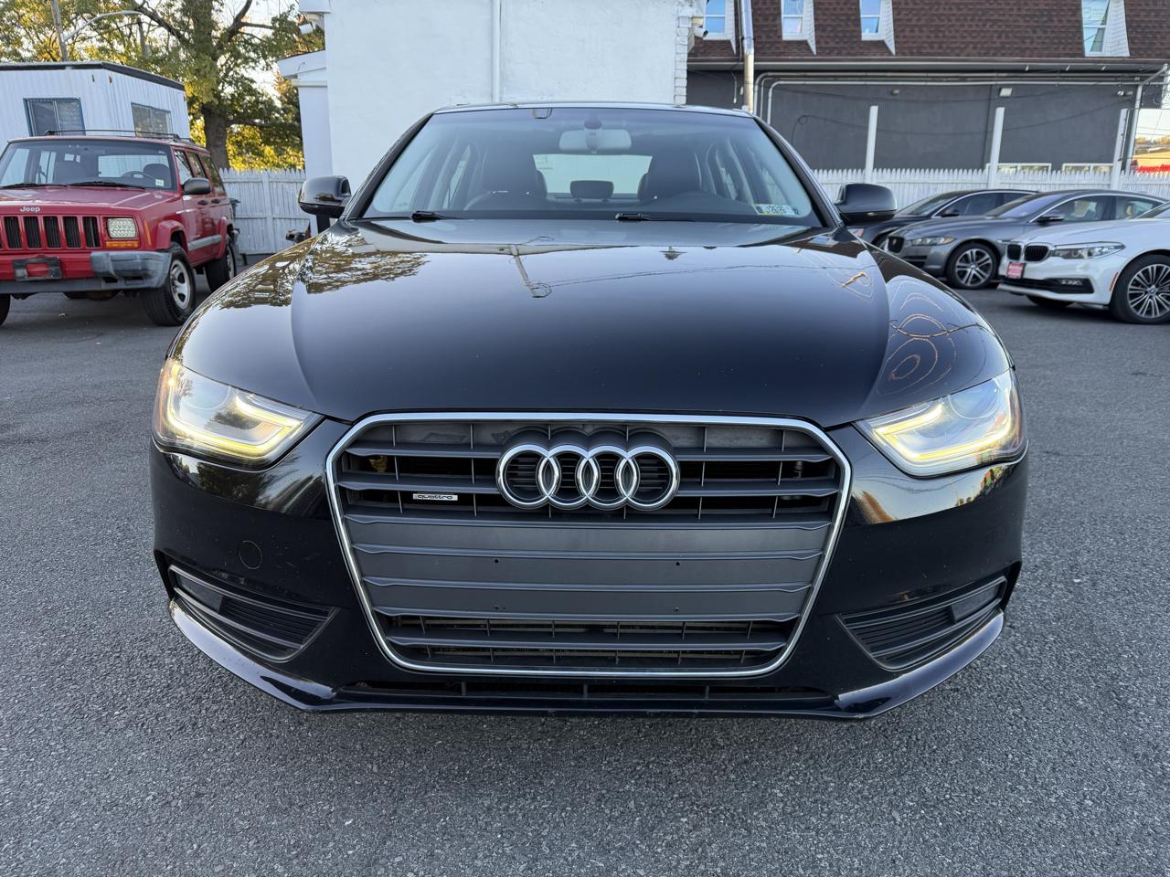 Audi A4 2.0T Sedan quattro Tiptronic 2013