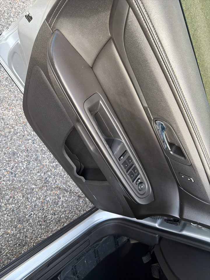 Chevrolet Traverse AWD 4dr LT w/2LT 2015 Chevrolet Traverse AWD 4dr LT w/2LT 2015