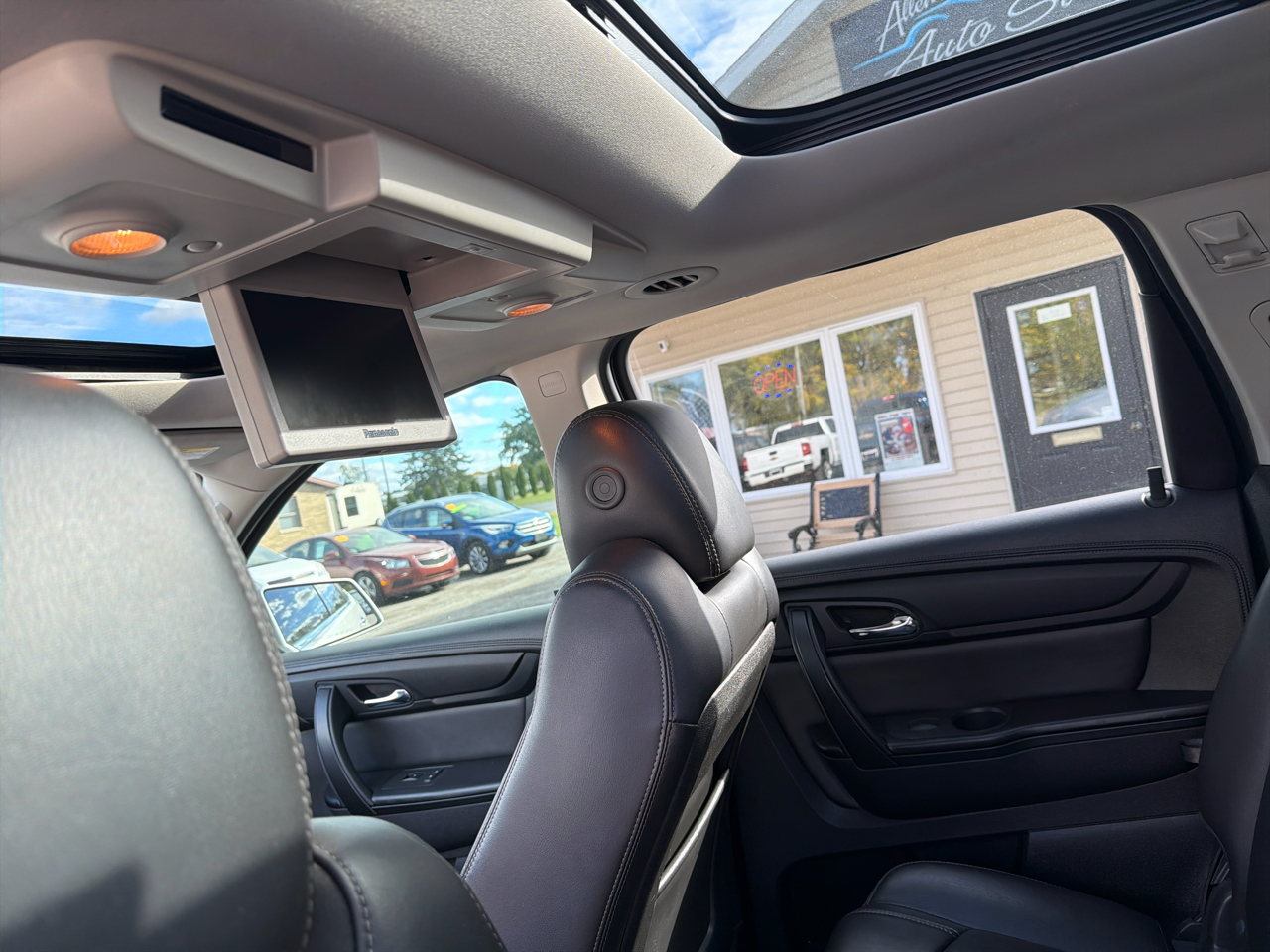 Chevrolet Traverse AWD 4dr LT w/2LT 2015 Chevrolet Traverse AWD 4dr LT w/2LT 2015