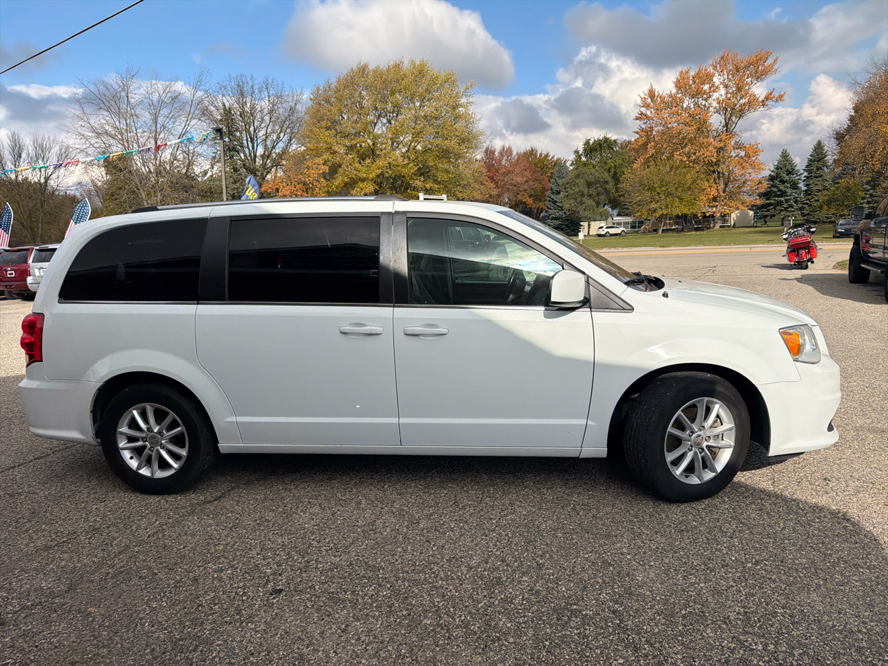 Dodge Grand Caravan SXT Wagon 2020 Dodge Grand Caravan SXT Wagon 2020