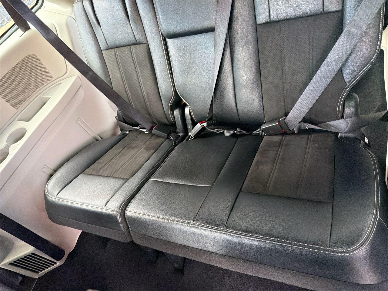 Dodge Grand Caravan SXT Wagon 2020 Dodge Grand Caravan SXT Wagon 2020