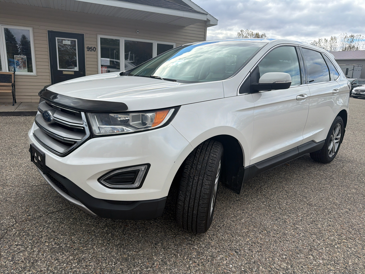 Ford Edge 4dr Titanium AWD 2016 Ford Edge 4dr Titanium AWD 2016