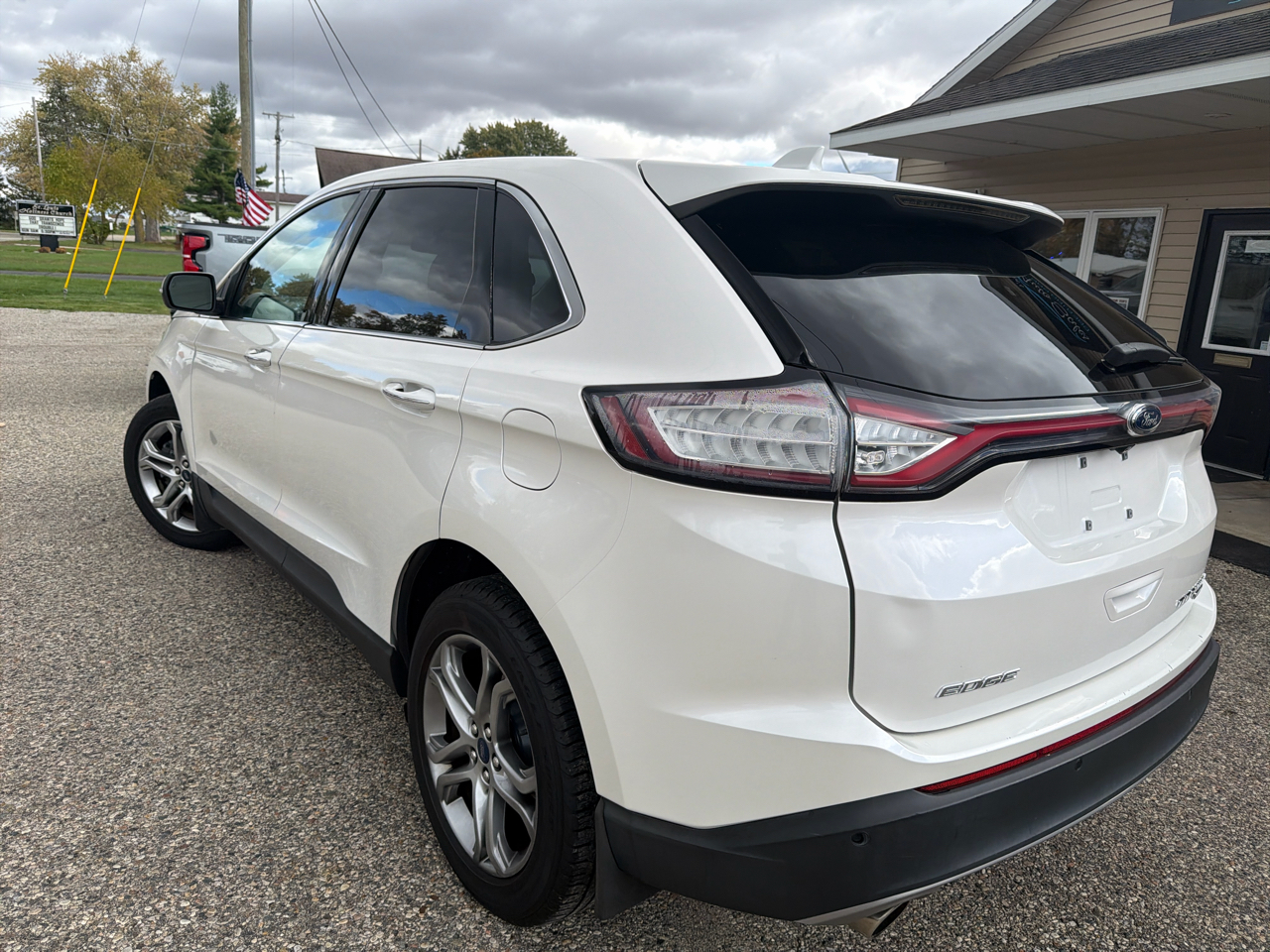 Ford Edge 4dr Titanium AWD 2016 Ford Edge 4dr Titanium AWD 2016