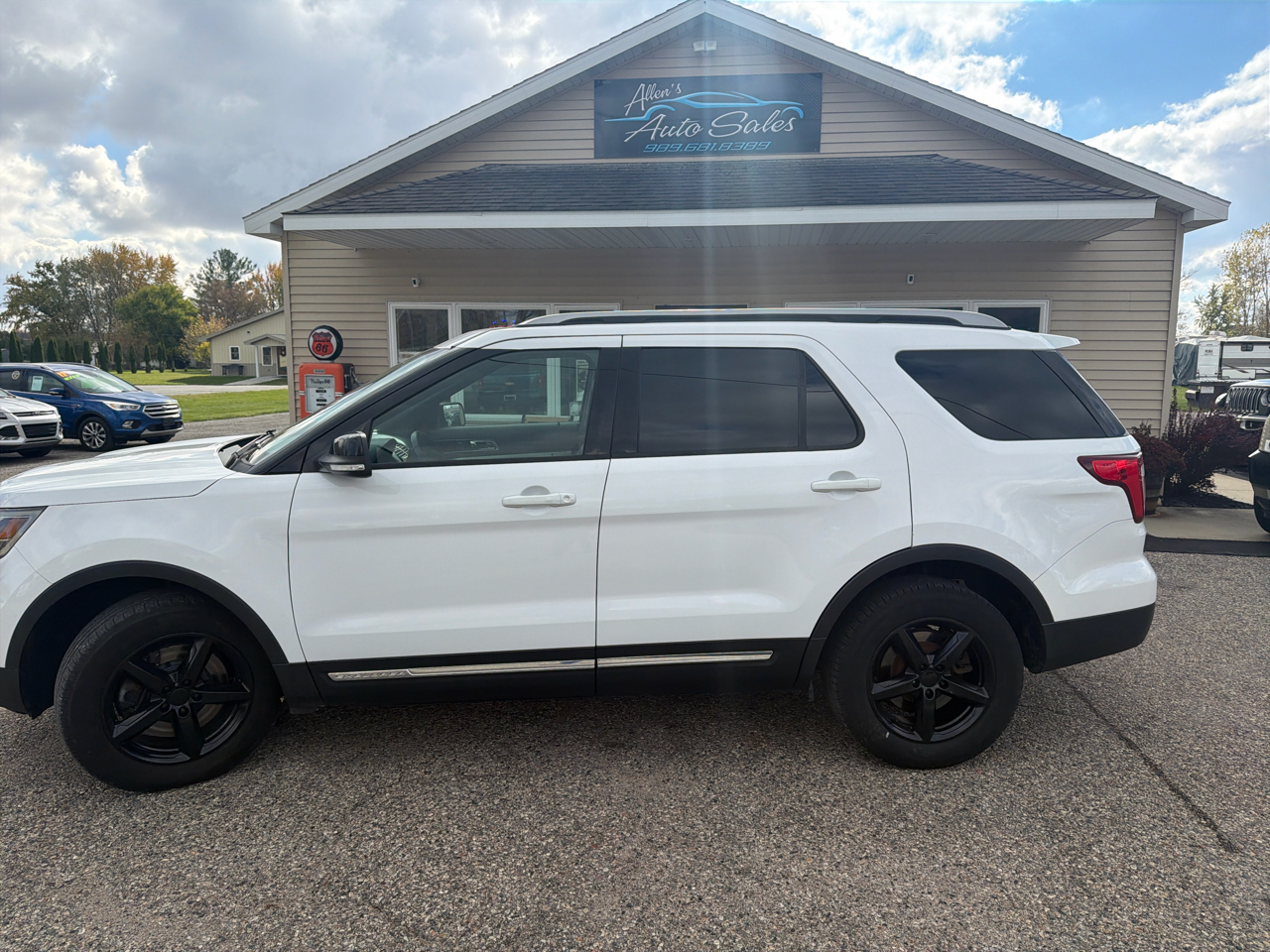 Ford Explorer XLT 4WD 2017 Ford Explorer XLT 4WD 2017
