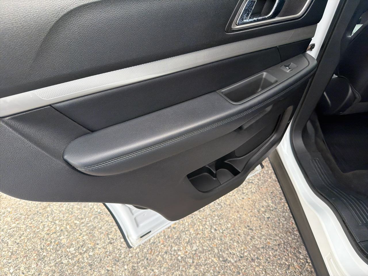 Ford Explorer XLT 4WD 2017 Ford Explorer XLT 4WD 2017