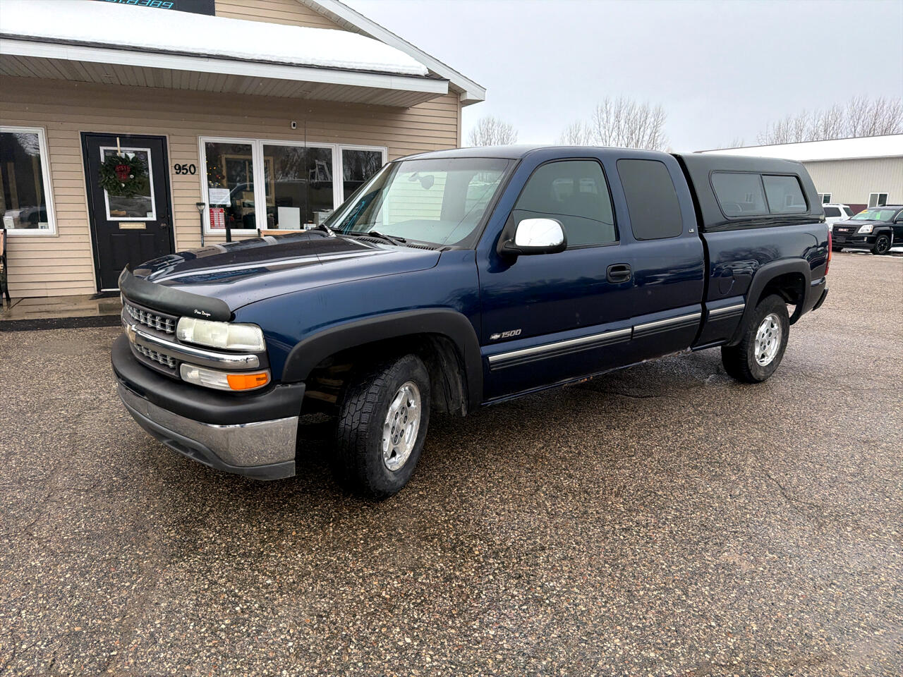 Chevrolet Silverado 1500 Ext Cab 143.5" WB LS 1999