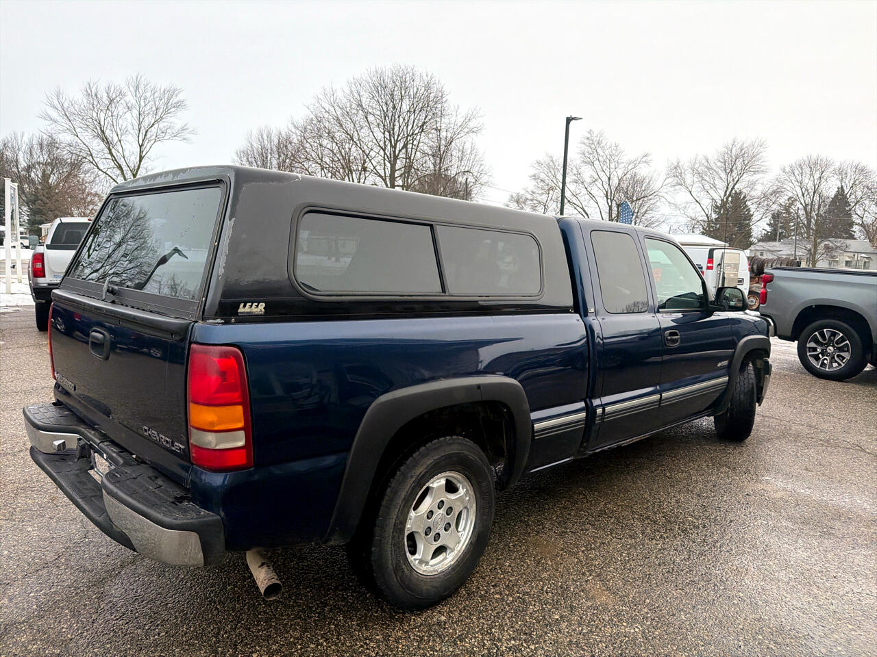 Chevrolet Silverado 1500 Ext Cab 143.5" WB LS 1999