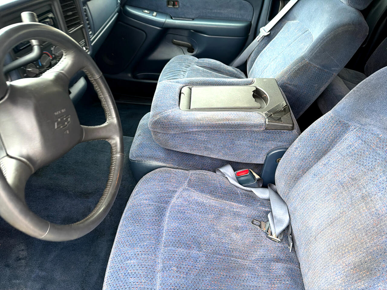 Chevrolet Silverado 1500 Ext Cab 143.5" WB LS 1999