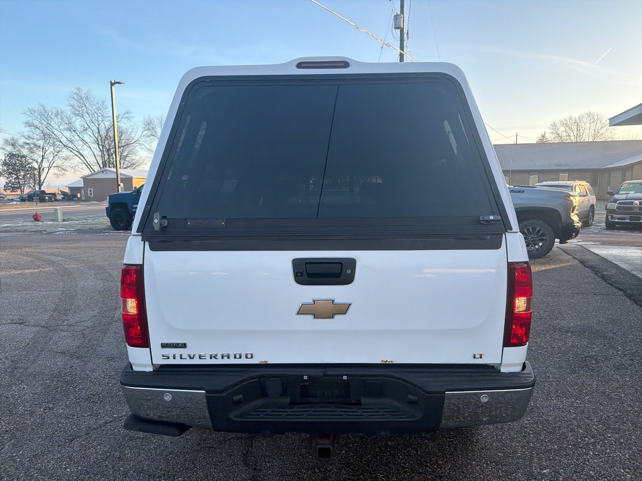Chevrolet Silverado 1500 4WD Ext Cab 143.5" LT 2010