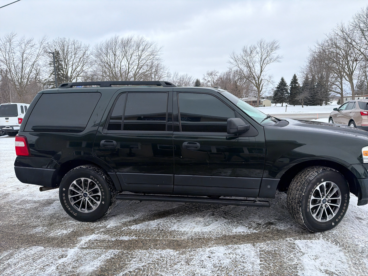 Ford Expedition 4WD 4dr XL 2014