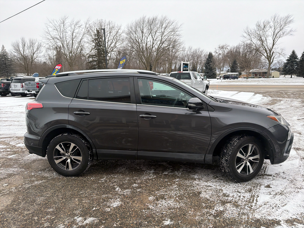 Toyota RAV4 AWD 4dr XLE (Natl) 2016