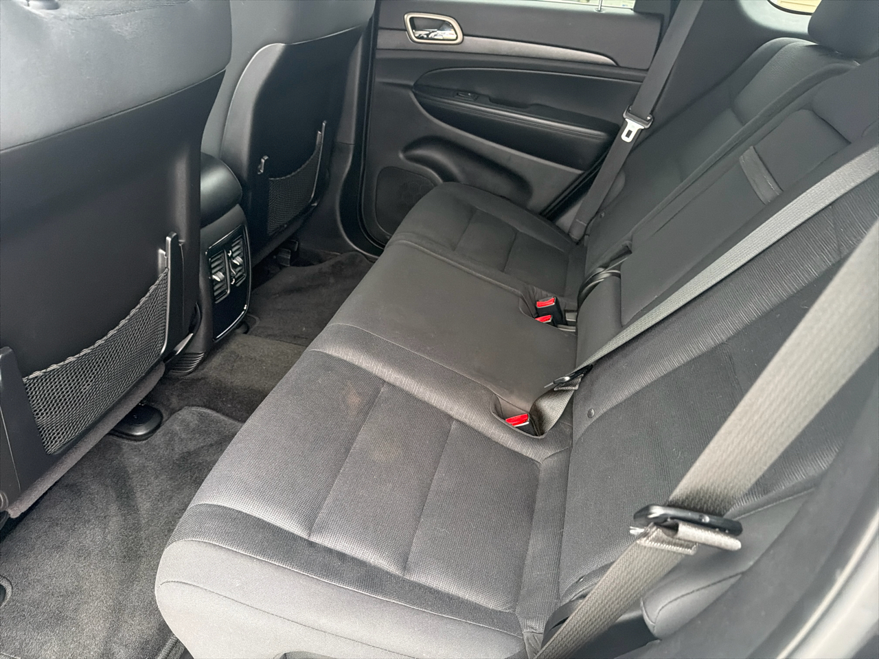 Jeep Grand Cherokee 4WD 4dr Laredo 2015