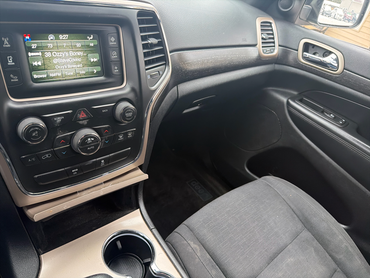 Jeep Grand Cherokee 4WD 4dr Laredo 2015