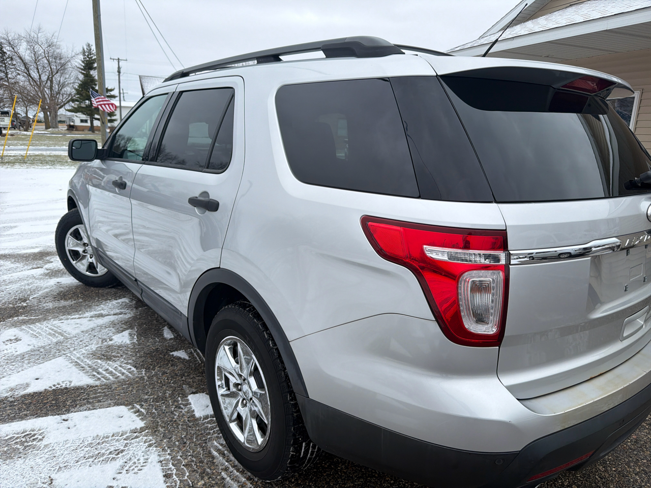 Ford Explorer 4WD 4dr Base 2013