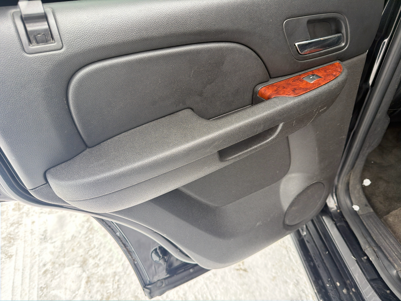 Chevrolet Tahoe 4WD 4dr 1500 LS 2011