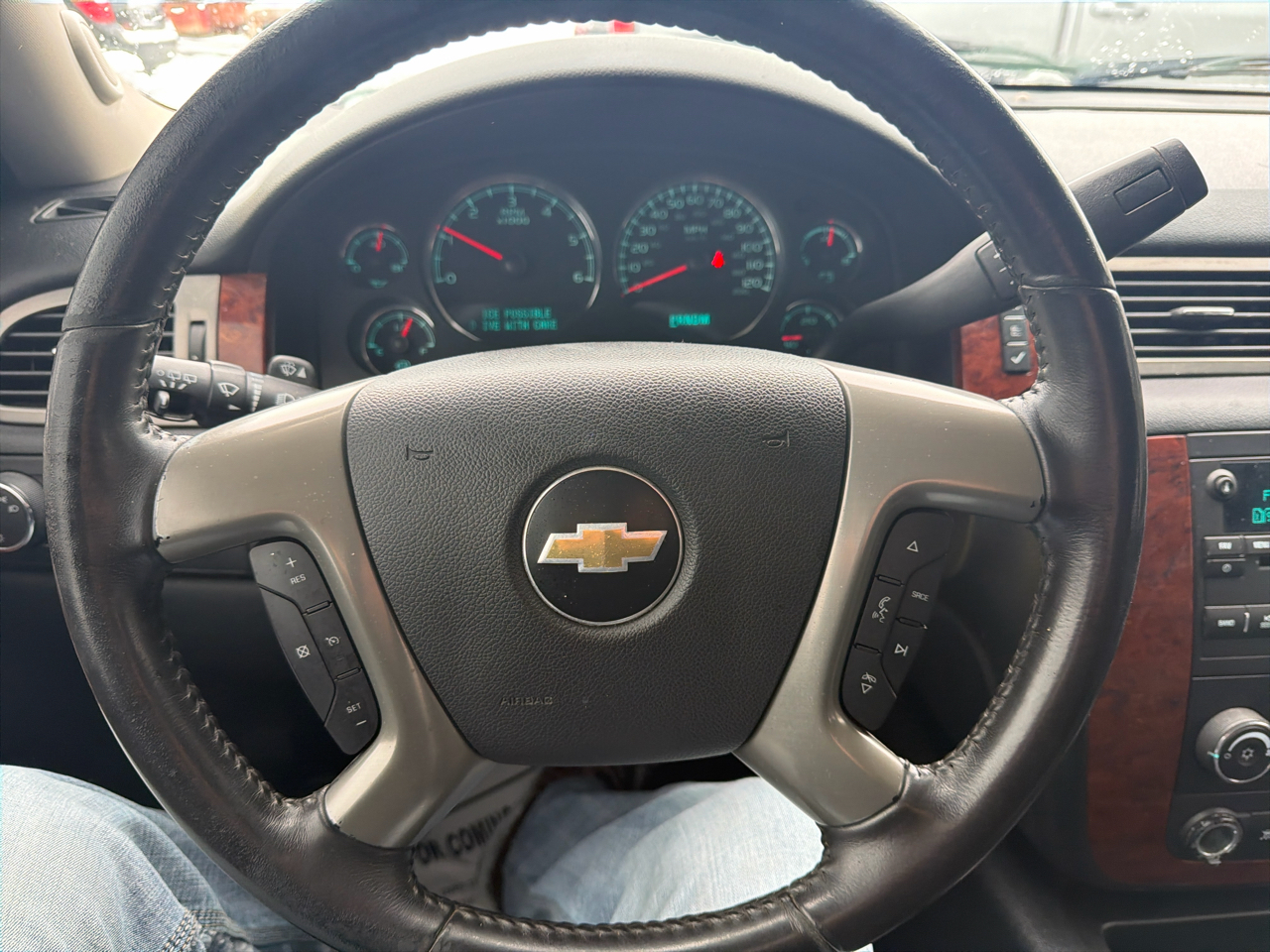 Chevrolet Tahoe 4WD 4dr 1500 LS 2011