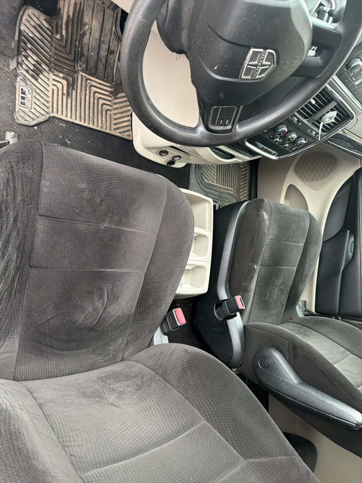 Dodge Grand Caravan 4dr Wgn SXT 2012