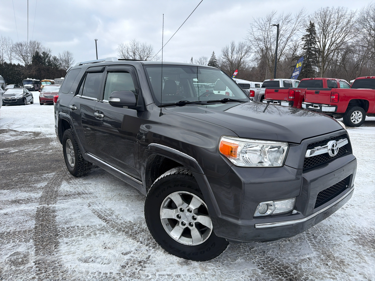Toyota 4Runner 4WD 4dr V6 SR5 (Natl) 2012