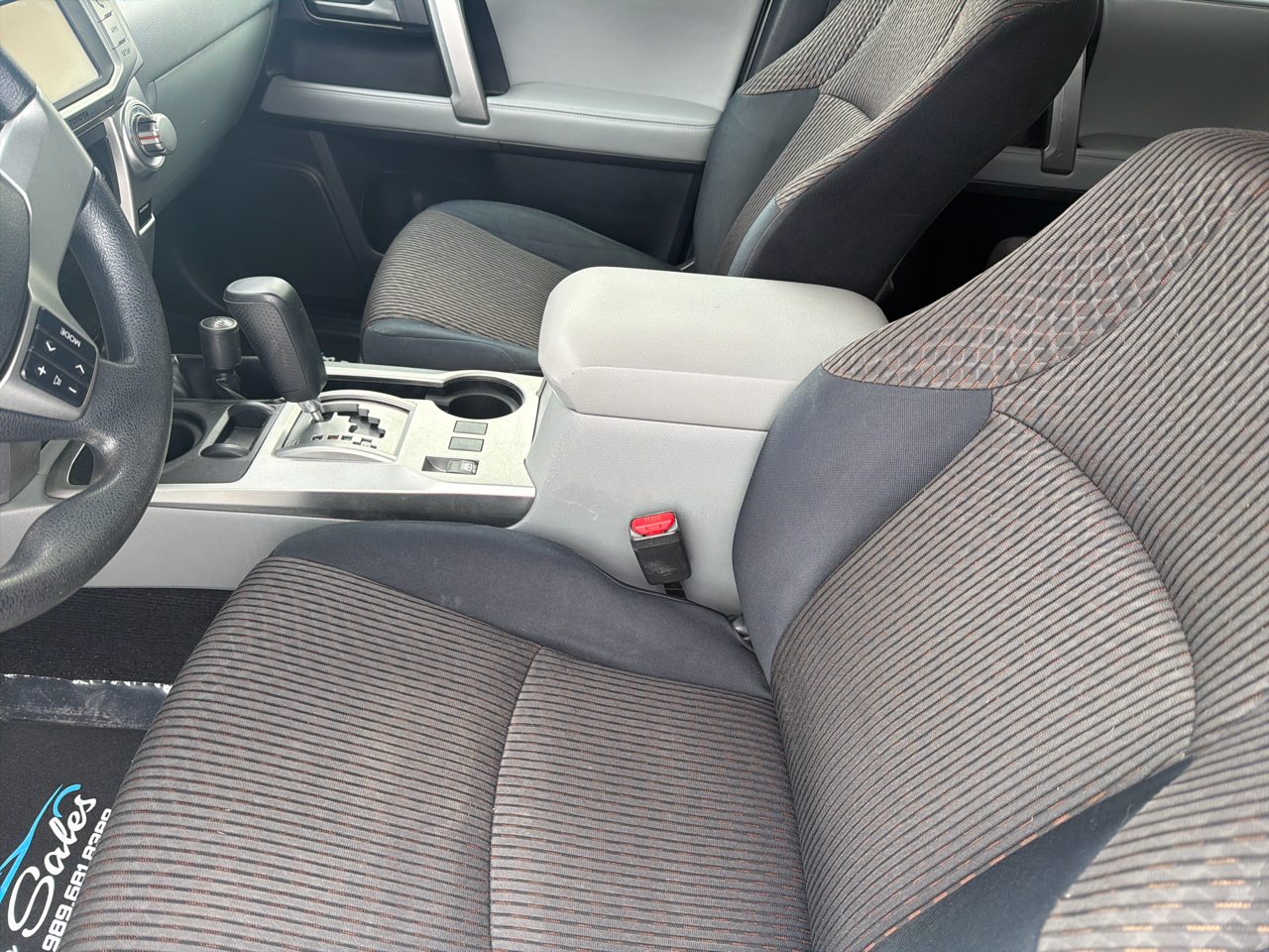 Toyota 4Runner 4WD 4dr V6 SR5 (Natl) 2012