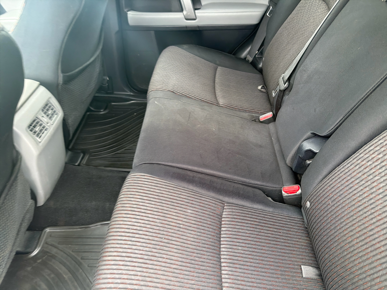 Toyota 4Runner 4WD 4dr V6 SR5 (Natl) 2012