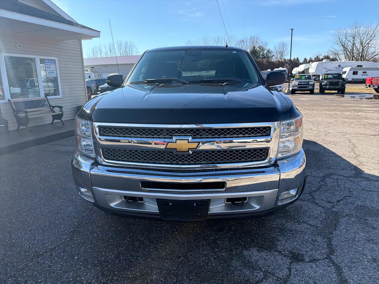 Chevrolet Silverado 1500 4WD Ext Cab 143.5" LT 2012