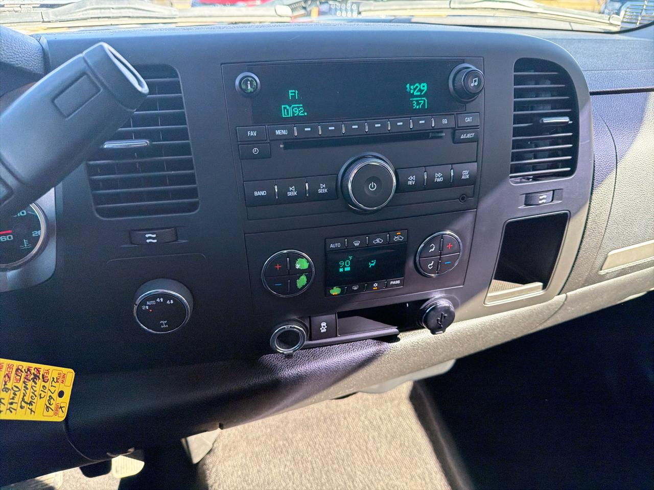 Chevrolet Silverado 1500 4WD Ext Cab 143.5" LT 2012