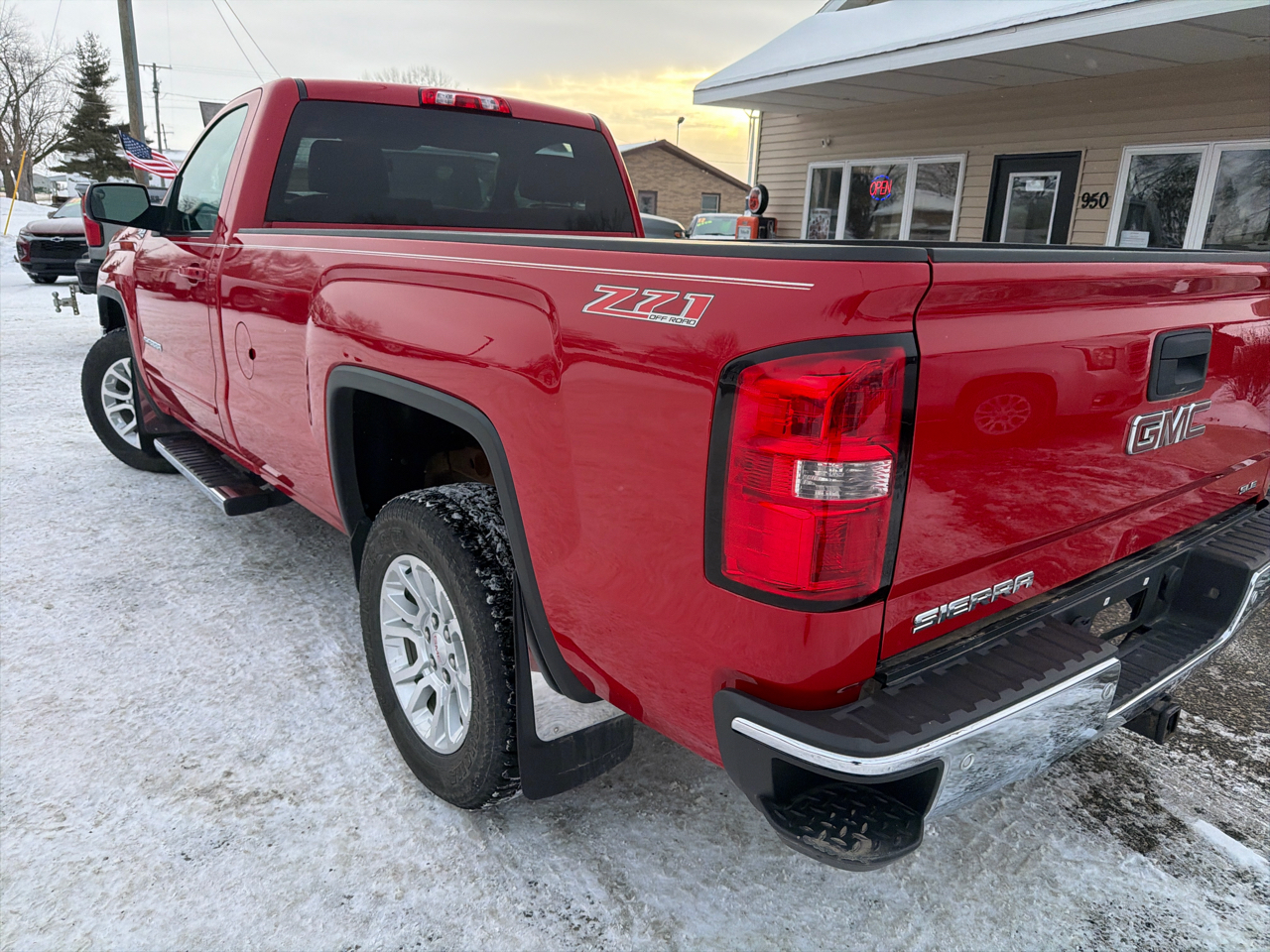 GMC Sierra 1500 4WD Reg Cab 133.0" SLE 2014