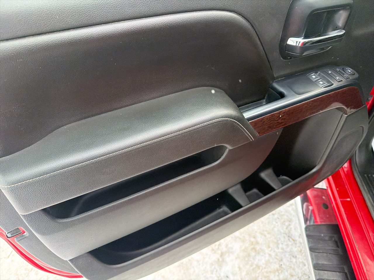 GMC Sierra 1500 4WD Reg Cab 133.0" SLE 2014