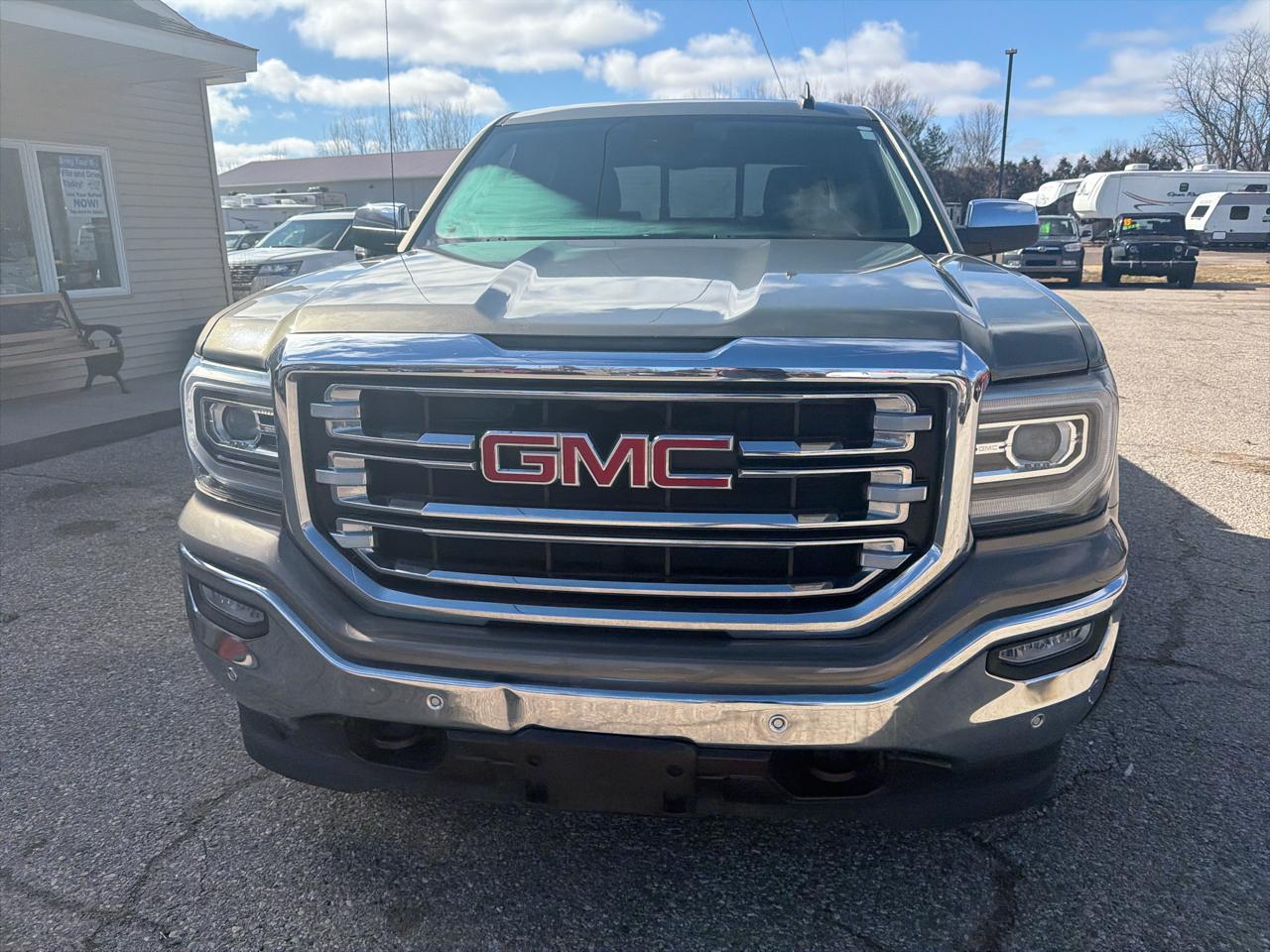 GMC Sierra 1500 4WD Crew Cab 153.0" SLT 2017