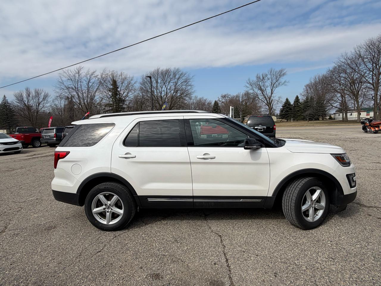 Ford Explorer XLT 4WD 2017