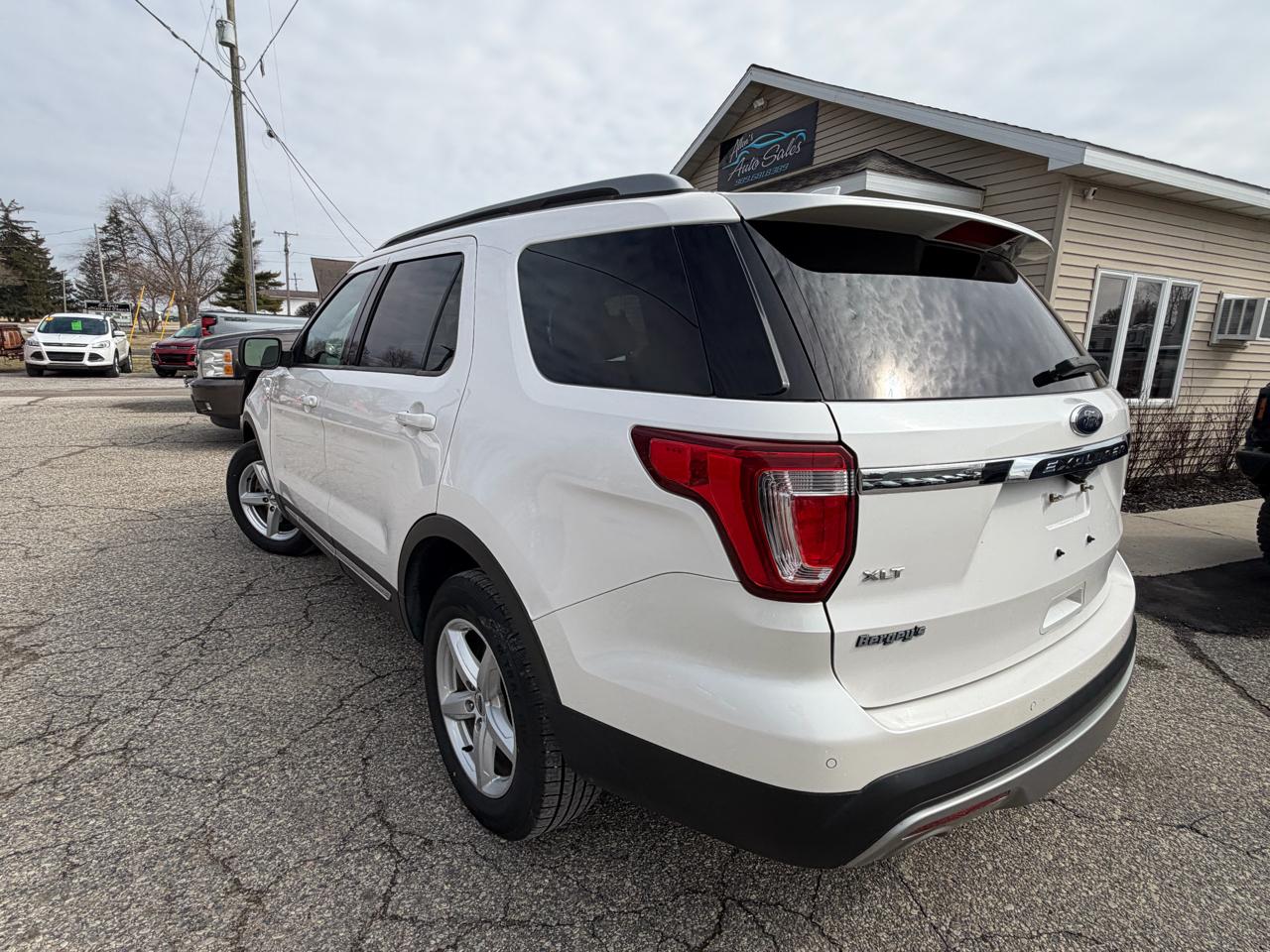 Ford Explorer XLT 4WD 2017