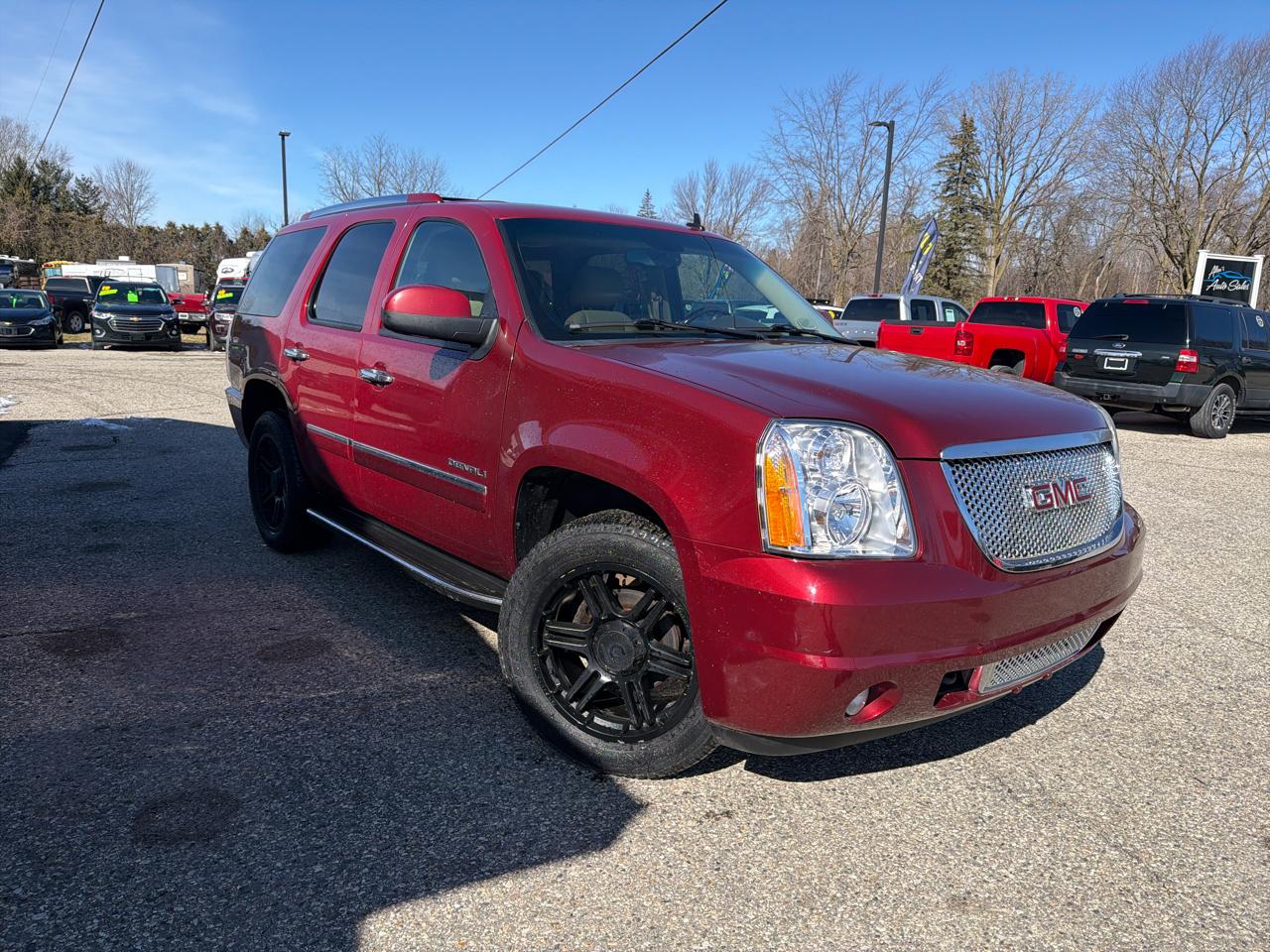 GMC Yukon AWD 4dr Denali 2014