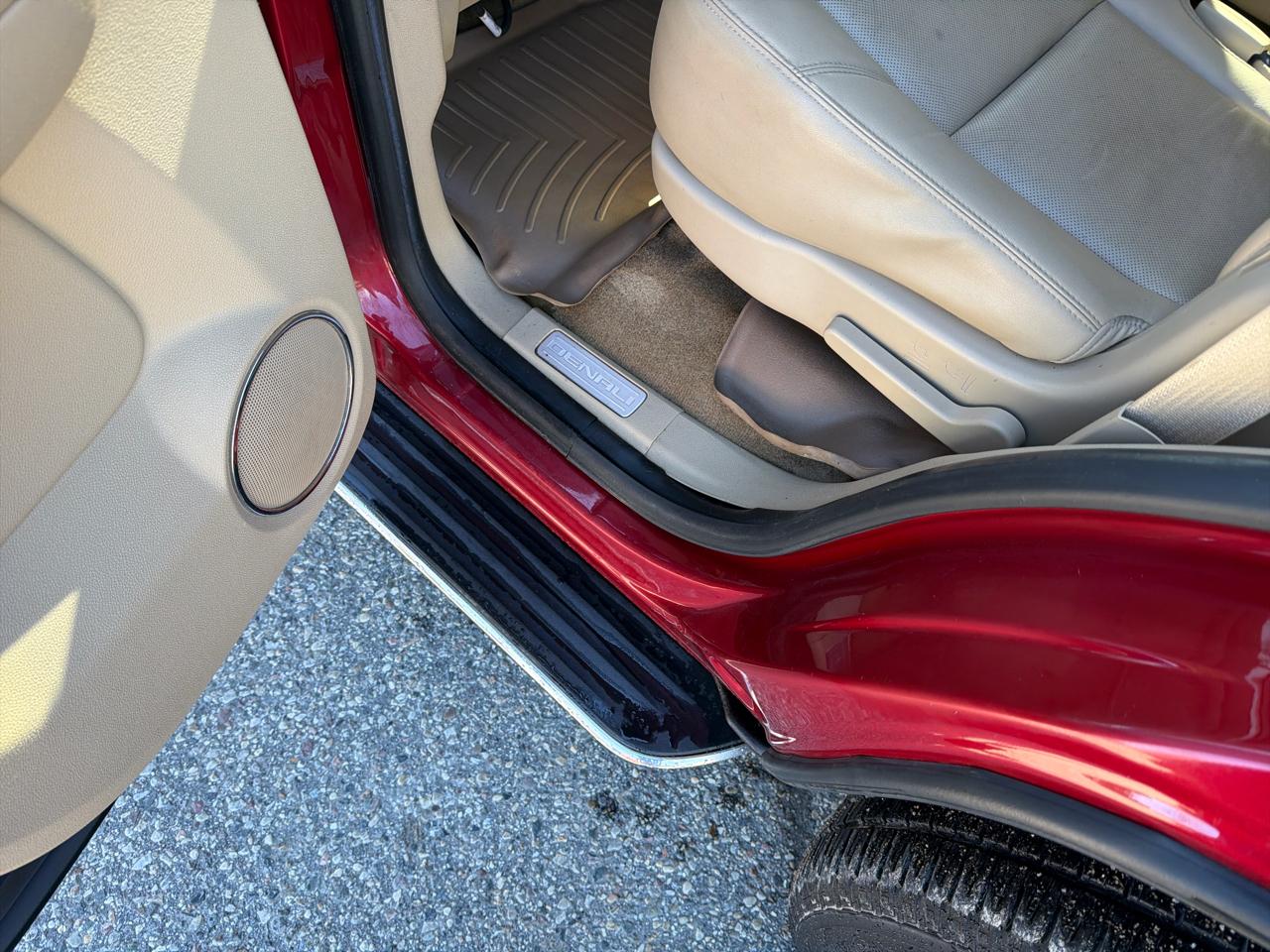 GMC Yukon AWD 4dr Denali 2014