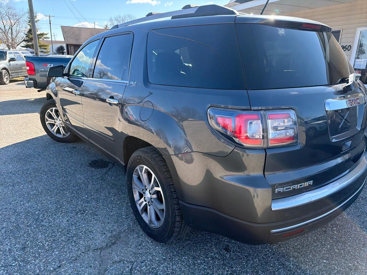GMC Acadia AWD 4dr SLT w/SLT-1 2013