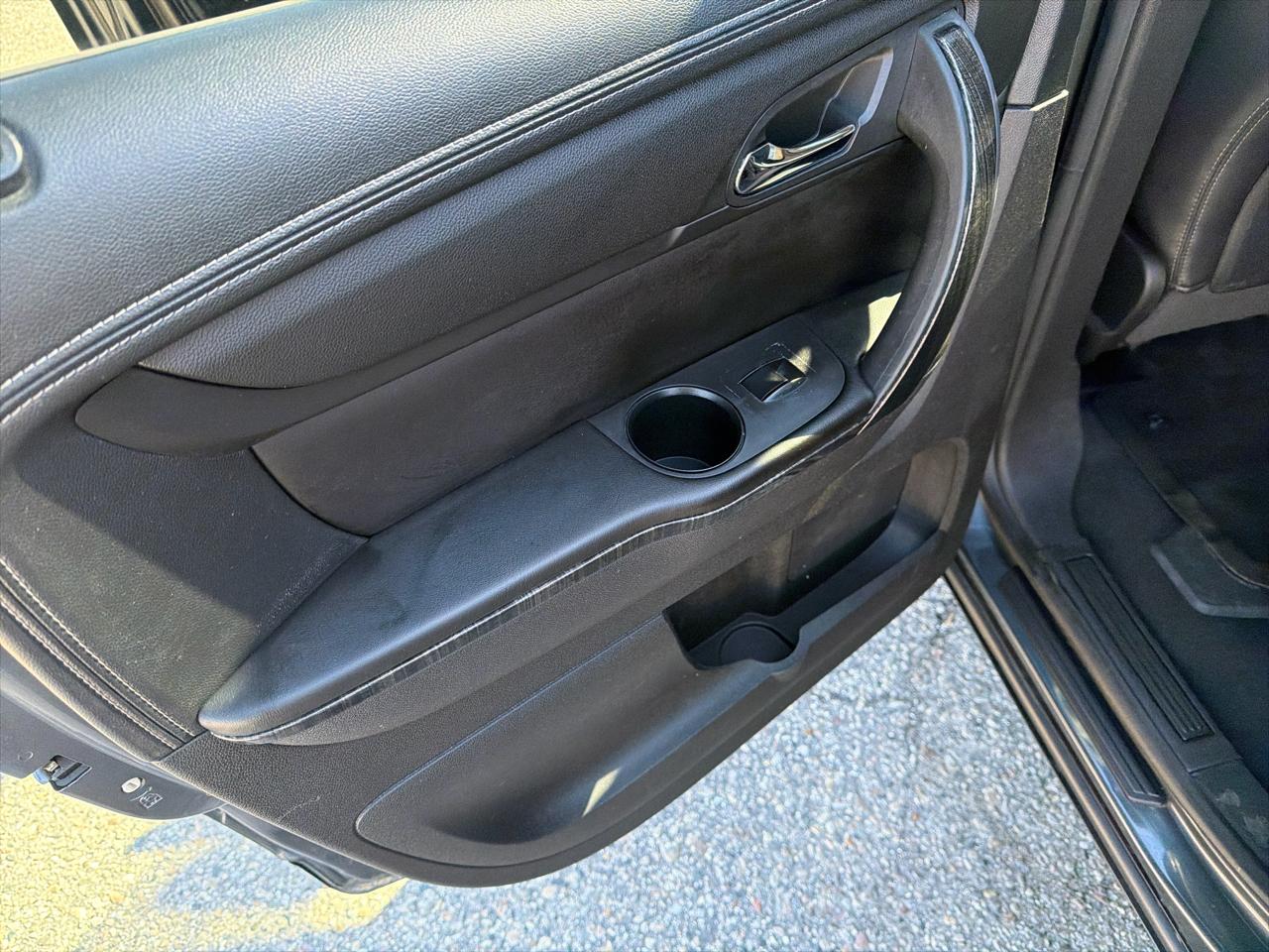 GMC Acadia AWD 4dr SLT w/SLT-1 2013