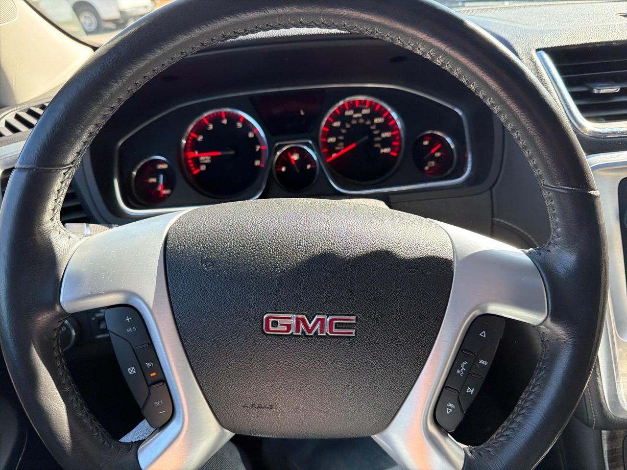 GMC Acadia AWD 4dr SLT w/SLT-1 2013