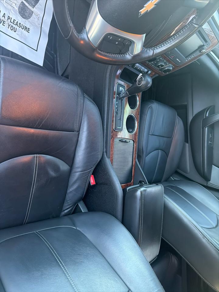 Chevrolet Traverse AWD 4dr LT w/2LT 2014