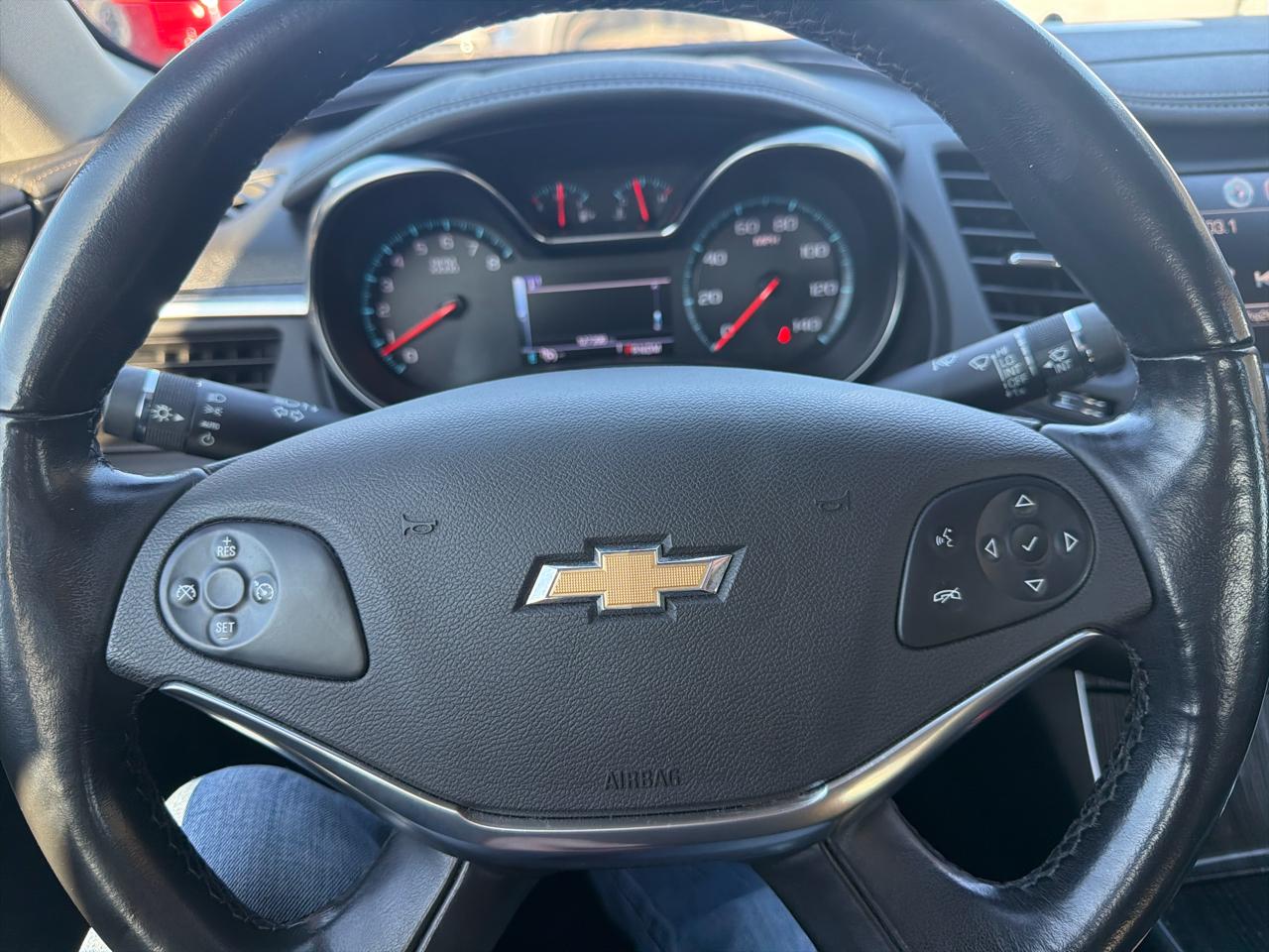 Chevrolet Impala 4dr Sdn LT w/1LT 2018