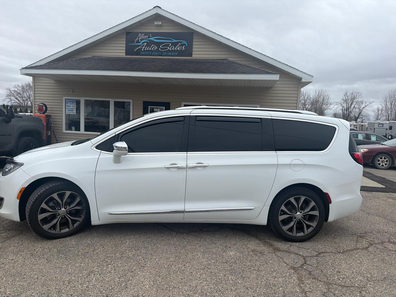 Chrysler Pacifica Limited FWD 2017