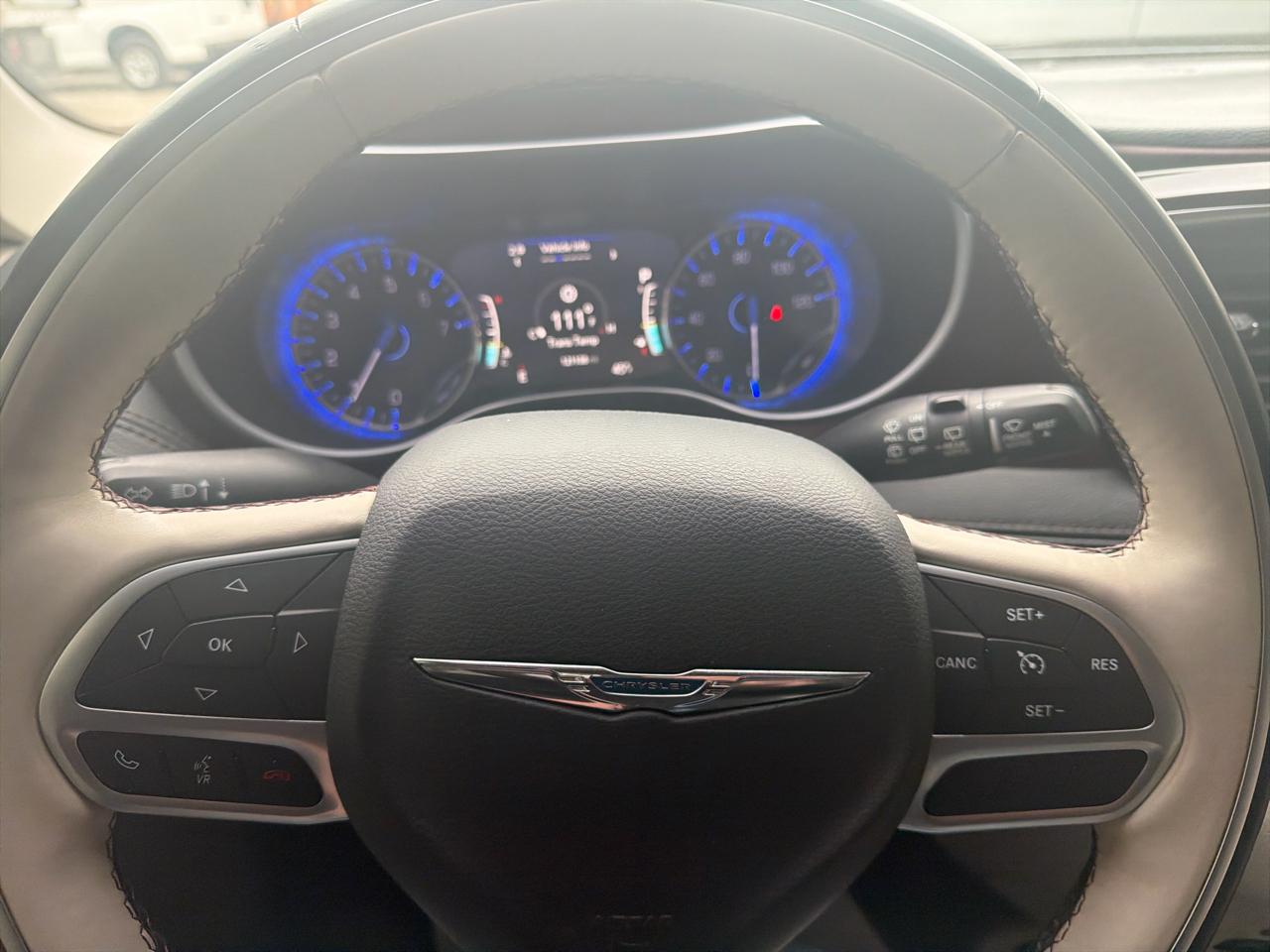 Chrysler Pacifica Limited FWD 2017