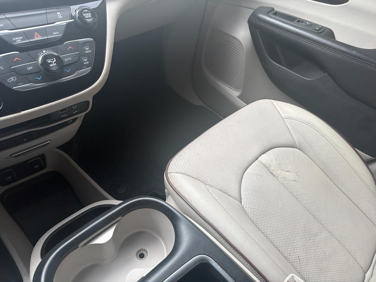 Chrysler Pacifica Limited FWD 2017