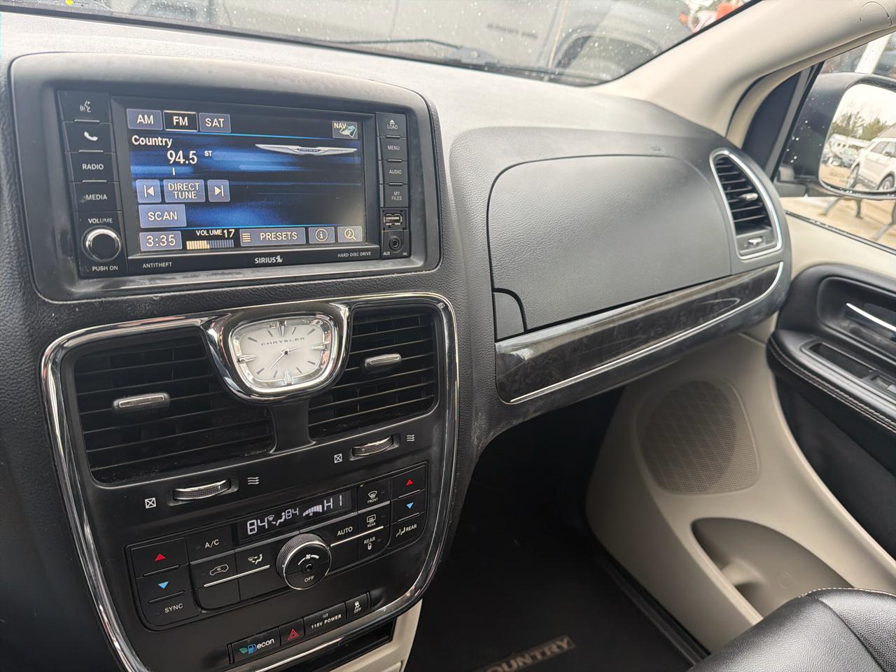 Chrysler Town & Country 4dr Wgn Touring 2015