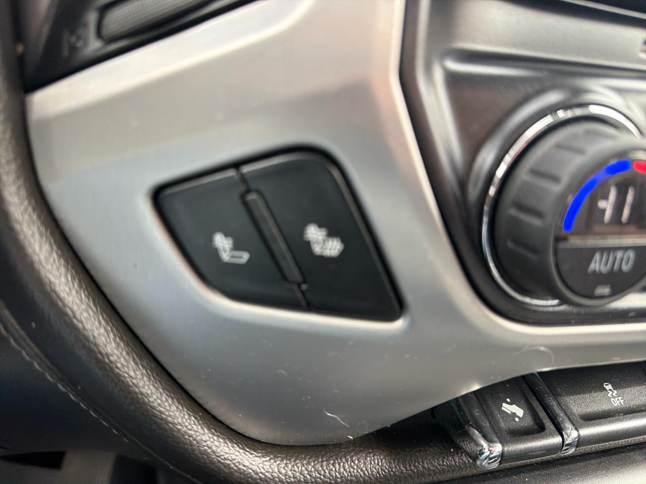 GMC Sierra 1500 4WD Double Cab 143.5" SLT 2014