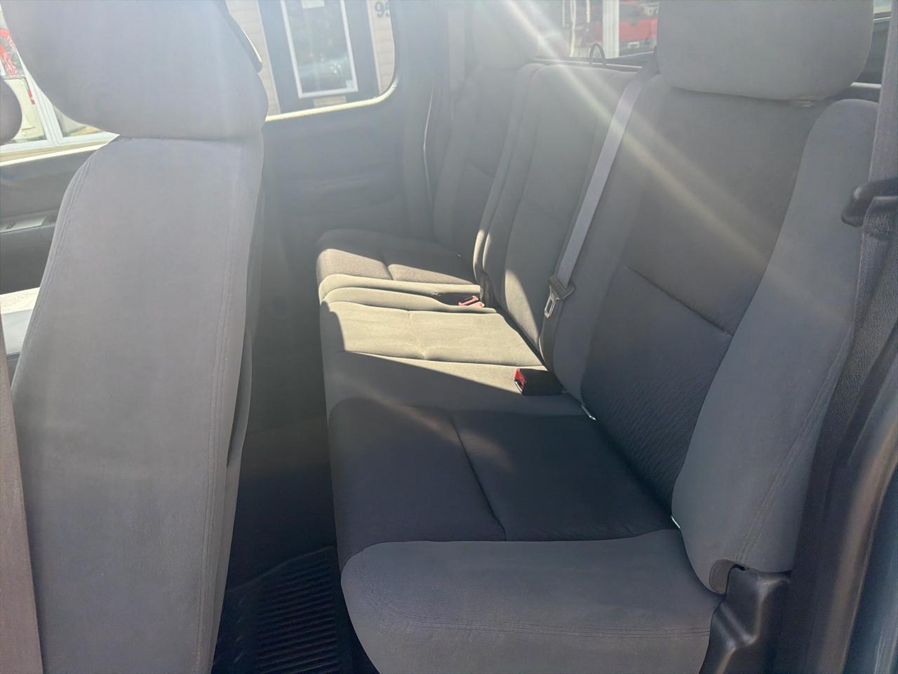 Chevrolet Silverado 1500 4WD Ext Cab 143.5" LT 2009